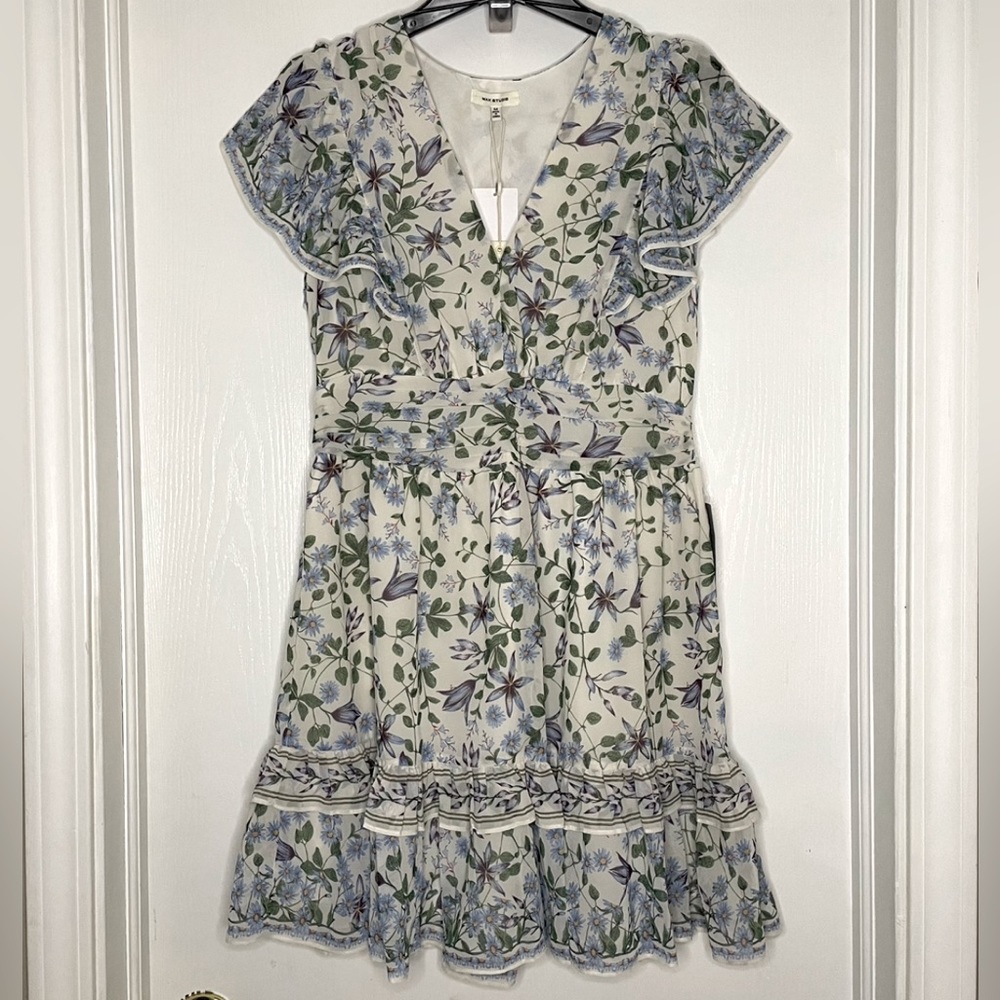 Max Studio Women’s V-Neck Flutter Sleeve Short Dress Sz.M